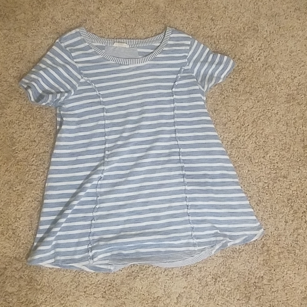 Outerwear blue and white striped tee